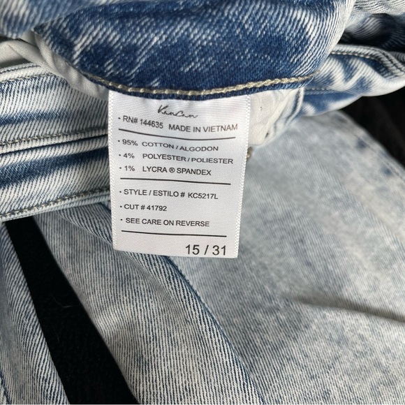 KanCan Cadence Ultra High Rise Slim Straight‎ Leg Jeans Size 15/31 Light Wash - Picture 4 of 4